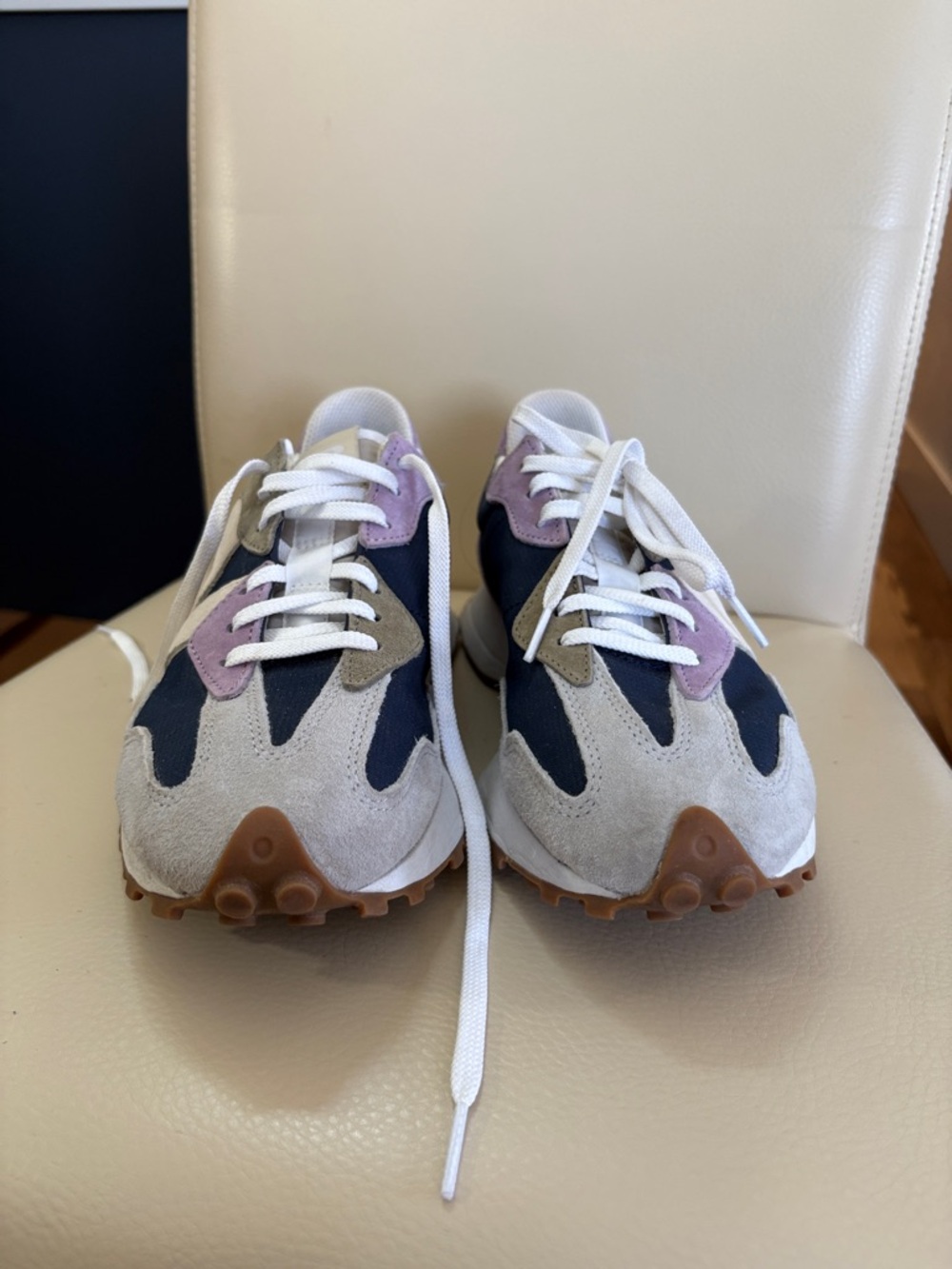 New Balance Women’s Sneakers in Navy, White & Lavender - Picture 3 of 5